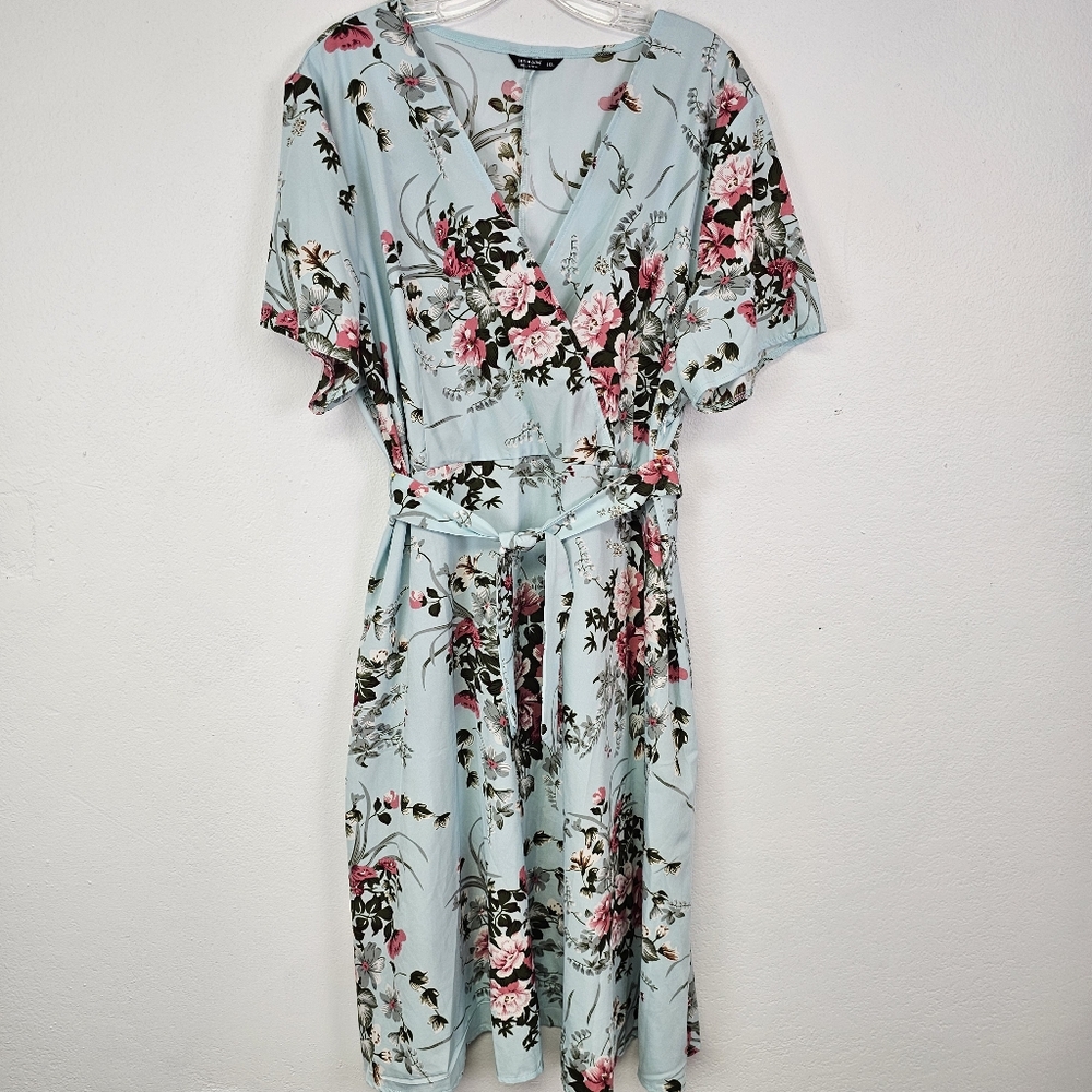 Shein Dress Floral Surplice Neck Fit & Flare BeltedSz 4XL (20) Coquette Party